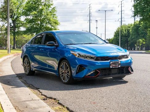 Used 2023 Kia Forte GT w/ GT2 Package FWD image 3
