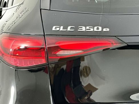 Certified 2025 Mercedes-Benz GLC 350e 4MATIC image 33