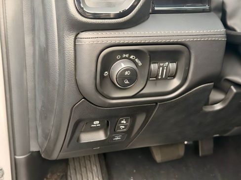 New 2026 RAM 1500 Limited AWD/4WD image 18