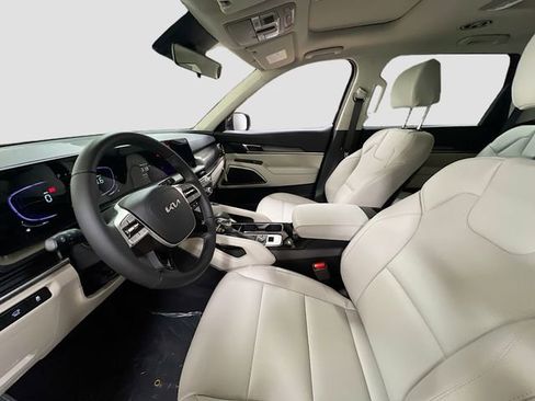 New 2025 Kia Telluride S image 22