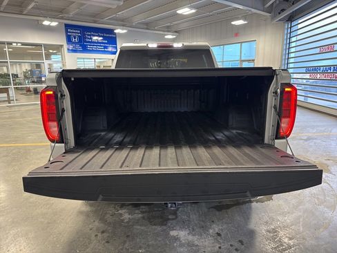 Used 2021 GMC Sierra 1500 Elevation w/ X31 Off-Road Package image 27