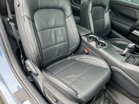 Used 2024 Ford Mustang GT Premium image 23