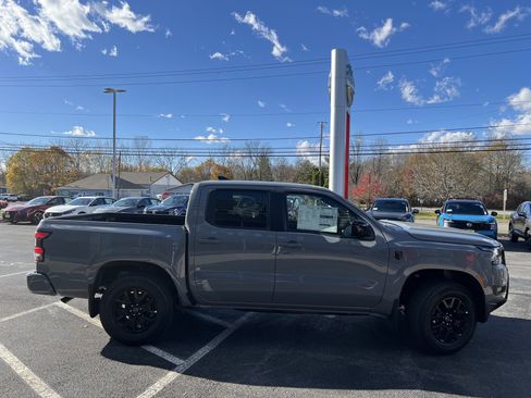 New 2026 Nissan Frontier SV w/ All-Weather Content Package image 9