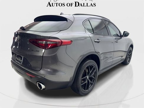 Used 2021 Alfa Romeo Stelvio Sprint w/ Nero Edizione image 6