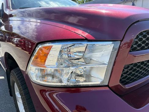 Used 2018 RAM 1500 Express AWD/4WD image 15