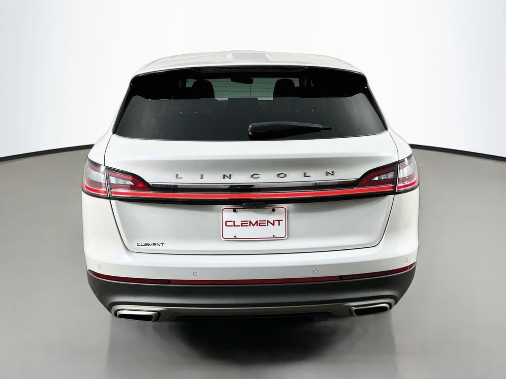 Used 2022 Lincoln Nautilus FWD image 8