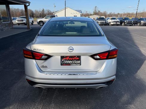 Used 2022 Nissan Altima 2.5 SR image 5
