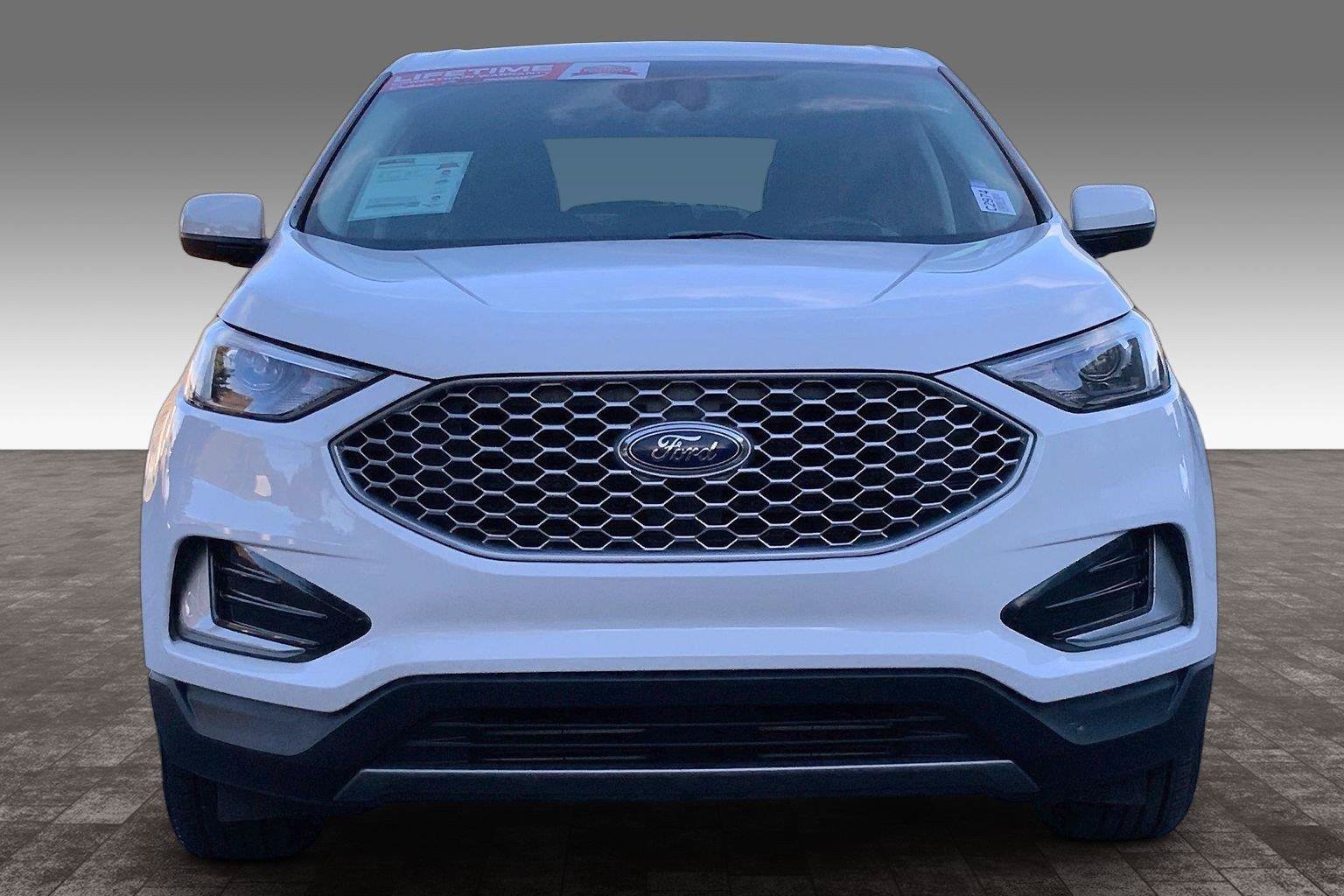 Used 2024 Ford Edge SEL AWD/4WD image 2