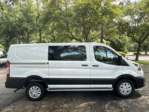 Used 2025 Ford Transit 250 Low Roof w/ Exterior Upgrade Package RWD image 6