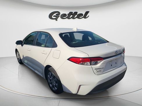 Used 2024 Toyota Corolla LE FWD image 5