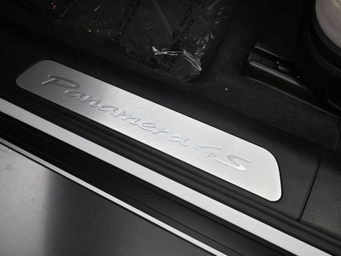 Certified 2025 Porsche Panamera 4S AWD/4WD image 26