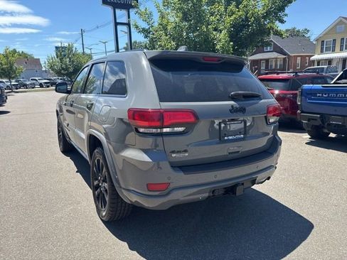 Used 2021 Jeep Grand Cherokee Laredo X AWD/4WD image 8