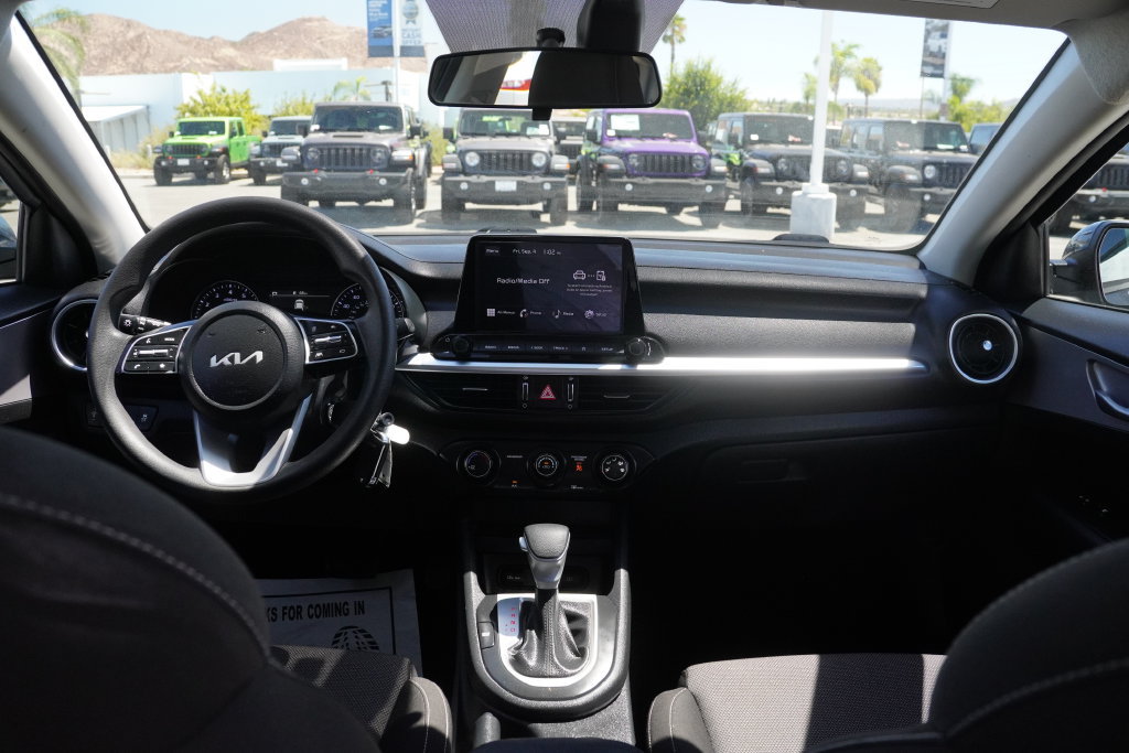 Used 2024 Kia Forte LXS w/ LXS Technology Package FWD image 34