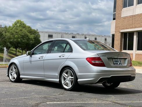 Used 2013 Mercedes-Benz C 250 Sedan w/ Multimedia Pkg image 3