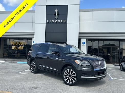 Used 2023 Lincoln Navigator Reserve RWD image 1