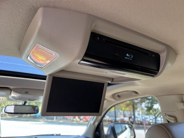 Used 2013 Toyota Sequoia Platinum AWD/4WD image 23
