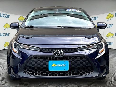 Used 2021 Toyota Corolla LE w/ LE Convenience Package FWD image 2