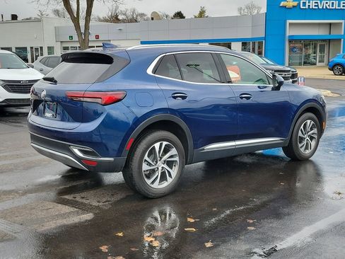 Used 2023 Buick Envision Essence image 3