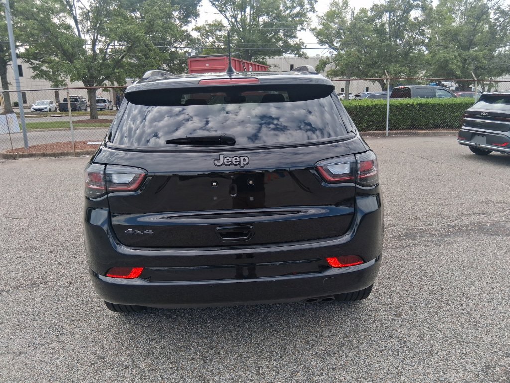 Used 2022 Jeep Compass High Altitude AWD/4WD image 6