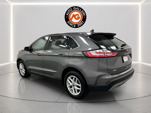Used 2021 Ford Edge SEL w/ Convenience Package FWD image 5