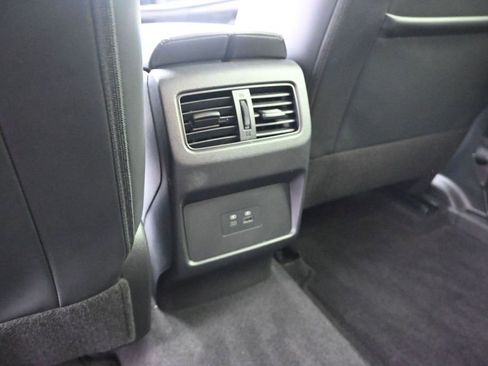Used 2023 Nissan Rogue SV w/ SV Premium B Package FWD image 16