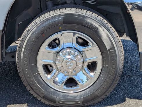 Used 2020 RAM 2500 Big Horn AWD/4WD image 11