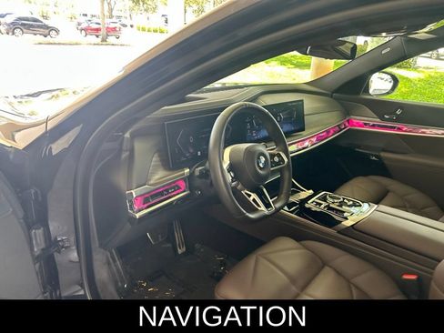 Used 2026 BMW 740i xDrive AWD/4WD image 7