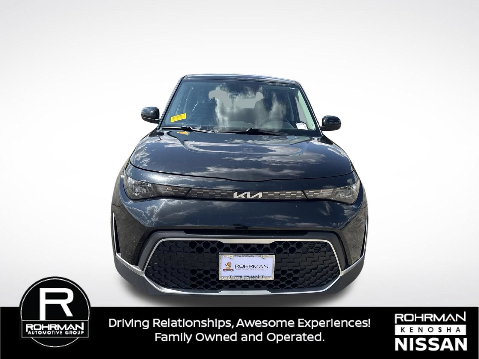 Used 2023 Kia Soul LX w/ Option Group 015 FWD image 2