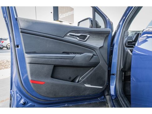 Used 2023 Kia Sportage X-Line w/ X-Line Premium Package image 6