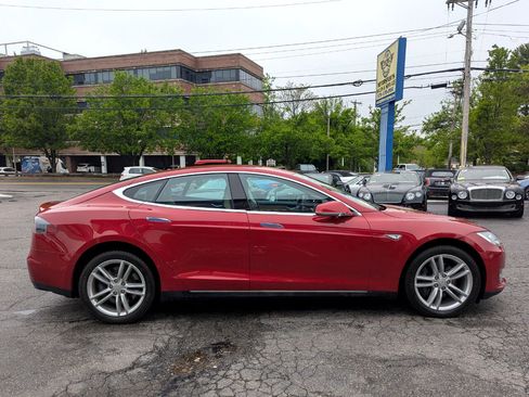 Used 2015 Tesla Model S AWD image 7