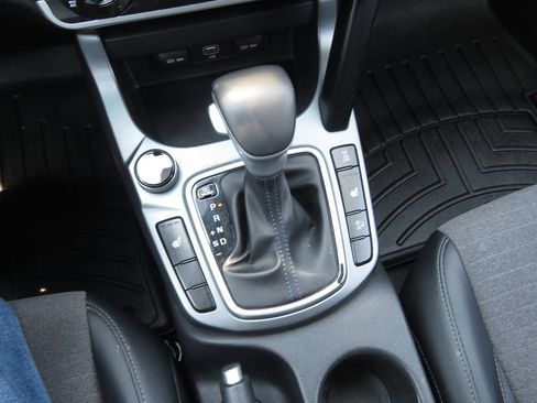 Used 2021 Kia Seltos S AWD/4WD image 22