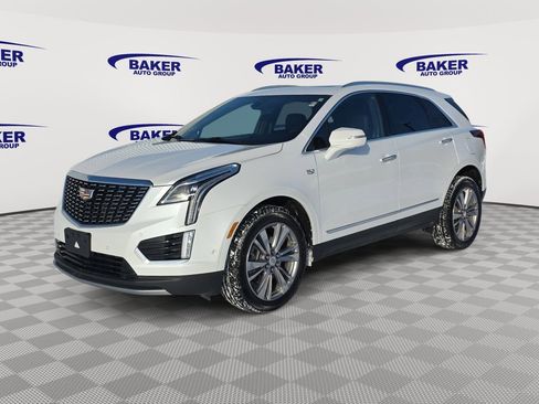 Used 2023 Cadillac XT5 Premium Luxury w/ Technology Package image 7