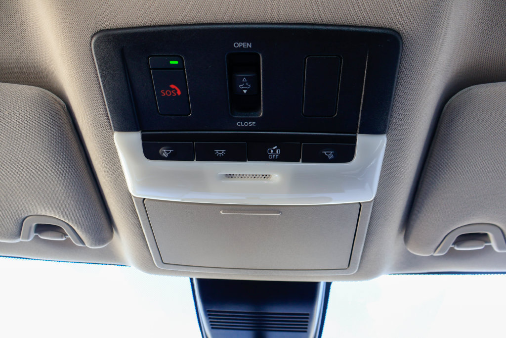 Used 2023 Nissan Altima 2.0 SR FWD image 19