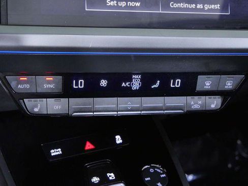 Used 2022 Audi Q4 e-tron Premium Plus w/ Premium Plus AWD/4WD image 23