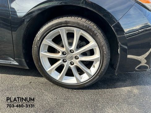 Used 2013 Toyota Avalon Limited image 22