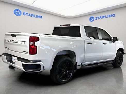 Used 2026 Chevrolet Silverado 1500 Custom w/ Turbomax Blackout Package RWD image 9