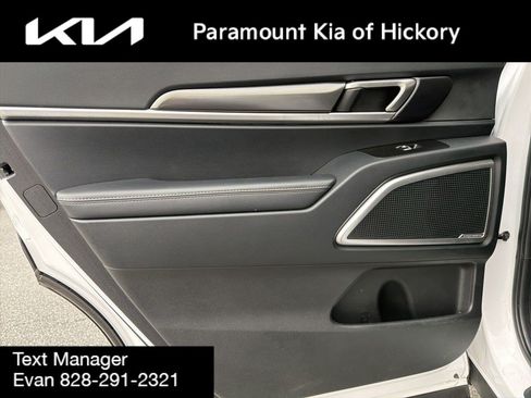 Used 2025 Kia Telluride S AWD/4WD image 13