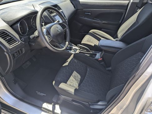Used 2024 Mitsubishi Outlander Sport ES AWD/4WD image 9