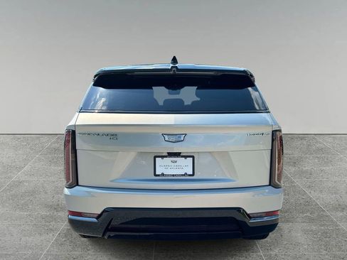 Used 2025 Cadillac Escalade IQ Sport 1 AWD/4WD image 4
