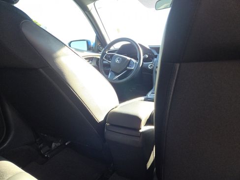 Used 2020 Honda Civic Sport image 23