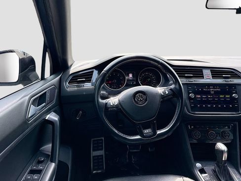 Used 2021 Volkswagen Tiguan SE R-Line FWD image 20