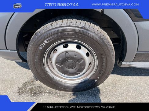 Used 2016 Ford Transit 150 130 Low Roof RWD image 3