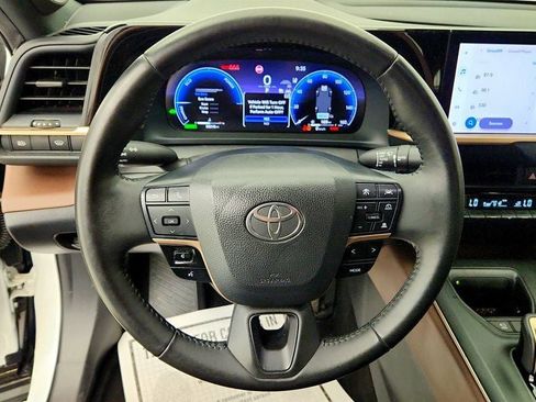 Used 2023 Toyota Crown w/ Advanced Technology Package AWD/4WD image 14