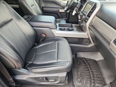 Used 2021 Ford F350 Lariat w/ Chrome Package AWD/4WD image 27