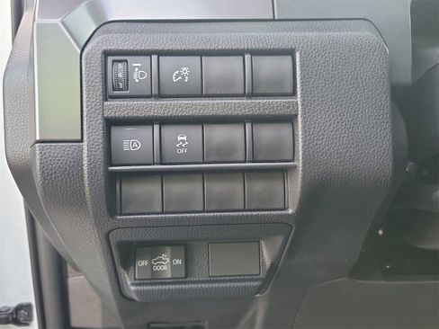 Used 2025 Toyota Tacoma SR5 image 20