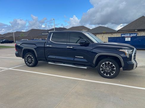 Used 2023 Toyota Tundra Limited AWD/4WD image 3