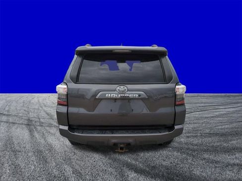Used 2021 Toyota 4Runner SR5 AWD/4WD image 5