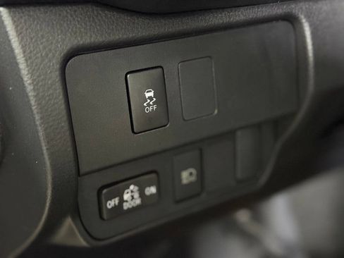 Used 2023 Toyota Tacoma SR w/ SR Convenience Package RWD image 17
