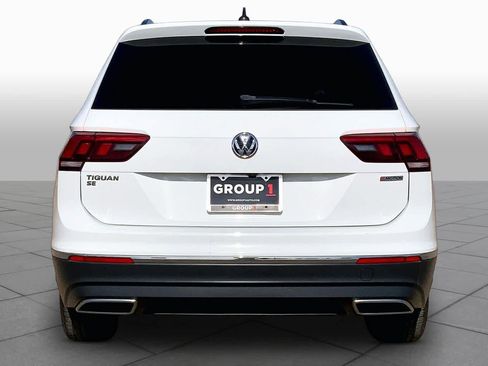 Used 2020 Volkswagen Tiguan SE AWD/4WD image 5
