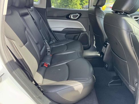 Used 2022 Jeep Compass Limited AWD/4WD image 15